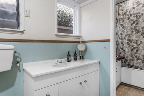 Photo of property in 81 Dunns Avenue, The Pines Beach, 7630