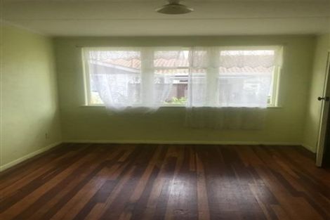 Photo of property in 76 Caravelle Close, Mangere, Auckland, 2022