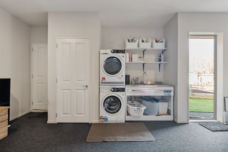 Photo of property in 6 Greenan Place, Doyleston, 7683