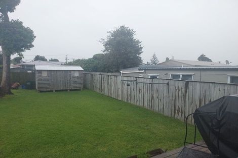 Photo of property in 15 Wakefield Road, Favona, Auckland, 2024