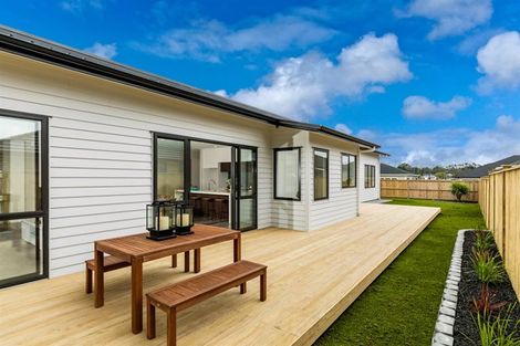 Photo of property in 199 Matua Road, Kumeu, 0810