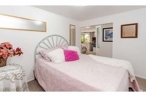 Photo of property in 87 Doves Bay Road, Kerikeri, 0294