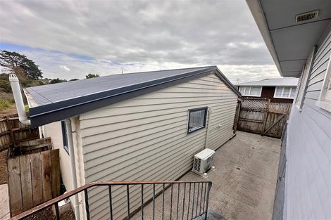 Photo of property in 18 Bolton Place, Otara, Auckland, 2023