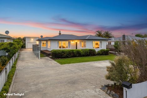 Photo of property in 12 Belvedere Crescent, Takaro, Palmerston North, 4412