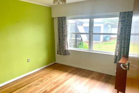 Photo of property in 1 Kingsley Street, St Andrews, Hamilton, 3200