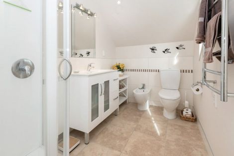 Photo of property in 124a Sandspit Road, Shelly Park, Auckland, 2014