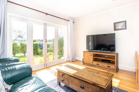 Photo of property in 11 Cobham Place, Te Hapara, Gisborne, 4010