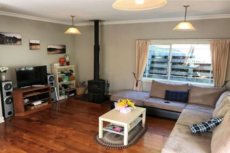 Photo of property in 294a Main Road, Tawa, Wellington, 5028