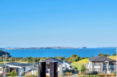 Photo of property in 3 Coastview Lane, Long Bay, Auckland, 0630