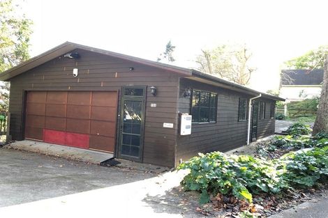 Photo of property in 98 Point View Drive, East Tamaki Heights, Auckland, 2016