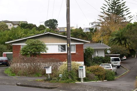 Photo of property in 8 Kelly Place, Cockle Bay, Auckland, 2014