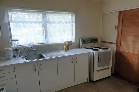 Photo of property in 16 Limond Street, Randwick Park, Auckland, 2105