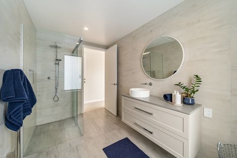 Photo of property in 8 Ramarama Lane, Crofton Downs, Wellington, 6035