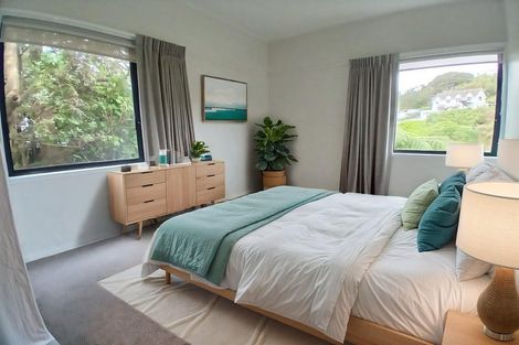 Photo of property in 76 Ranui Crescent, Khandallah, Wellington, 6035
