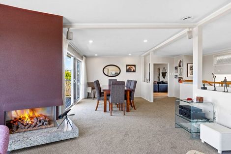 Photo of property in 7 Elizabeth Place, Mairangi Bay, Auckland, 0630