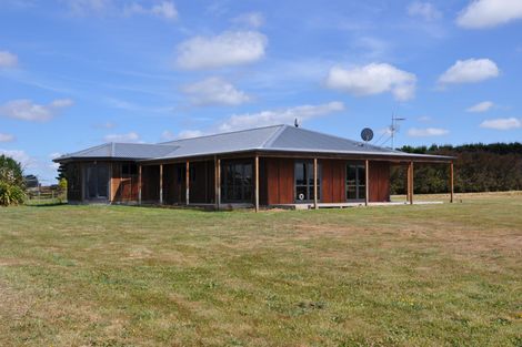 Photo of property in 804 Penny Road, Sanson, Palmerston North, 4479