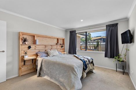 Photo of property in 33 Timsfield Drive, Lake Hawea, Wanaka, 9382