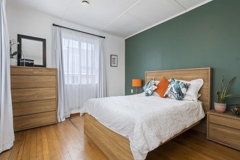 Photo of property in 4 Raleigh Street, Vogeltown, New Plymouth, 4310