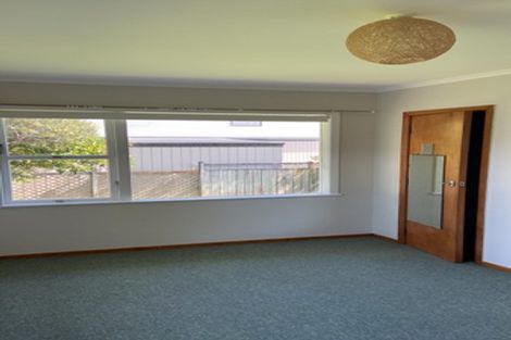 Photo of property in 90 Gloria Avenue, Te Atatu Peninsula, Auckland, 0610