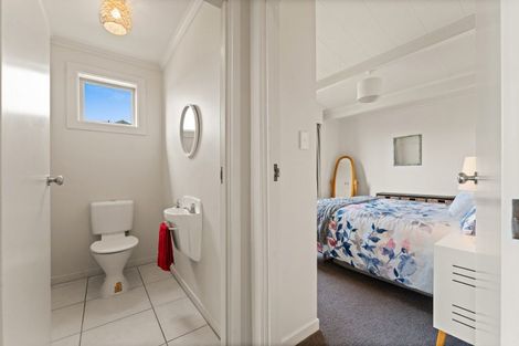 Photo of property in 54 Easther Crescent, Kew, Dunedin, 9012