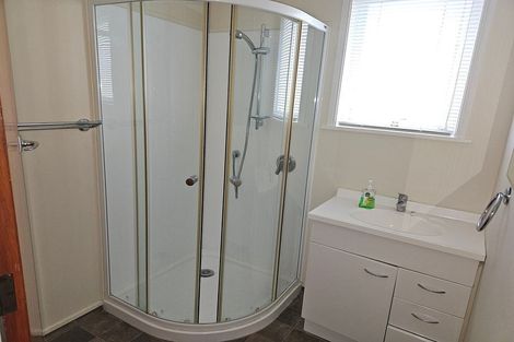 Photo of property in 1/60 Great South Road, Papakura, 2110