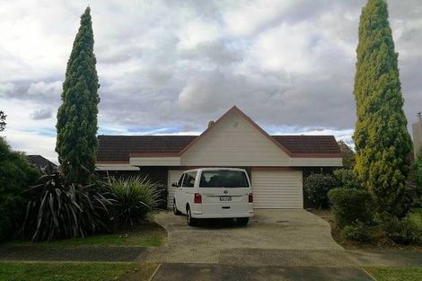 Photo of property in 14 Cattanach Street, St Andrews, Hamilton, 3200
