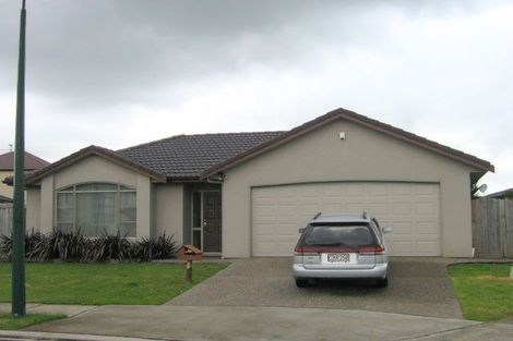 Photo of property in 17 Kalberry Place, East Tamaki, Auckland, 2016