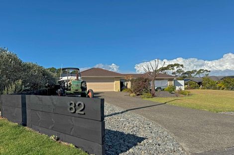 Photo of property in 82 Omana Avenue, Shelly Beach, Helensville, 0874