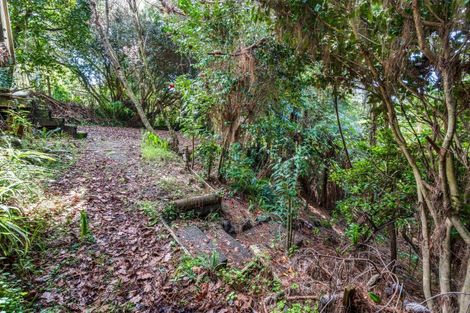 Photo of property in 29 Kayeleen Place, Cockle Bay, Auckland, 2014