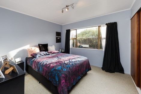 Photo of property in 5 Bethel Court, Milson, Palmerston North, 4414