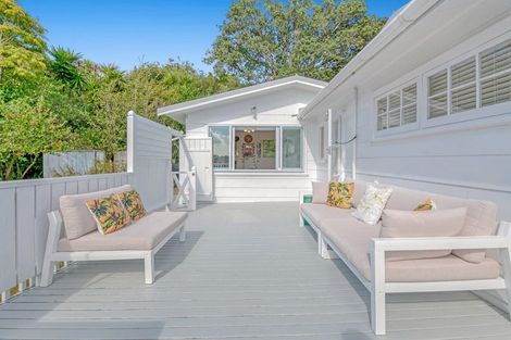 Photo of property in 47 Duncansby Road, Stanmore Bay, Whangaparaoa, 0932