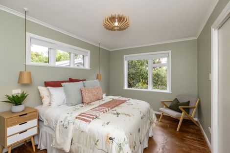 Photo of property in 121 Matai Road, Raumati South, Paraparaumu, 5032