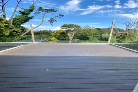 Photo of property in 26 West Lynn Road, Titirangi, Auckland, 0604