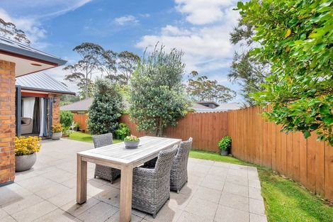 Photo of property in 51 Sapperton Drive, Henderson, Auckland, 0612