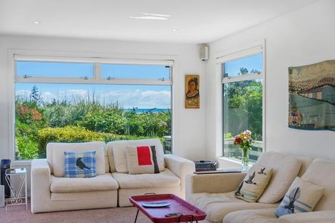 Photo of property in 1 Rodney Avenue, Te Horo Beach, Otaki, 5581