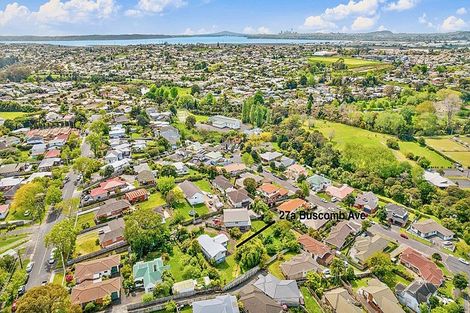 Photo of property in 27a Buscomb Avenue, Henderson, Auckland, 0610