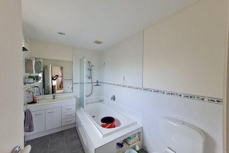 Photo of property in 800a East Coast Road, Oteha, Auckland, 0630