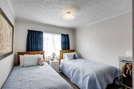 Photo of property in 1/2 Spriggs Crescent, Greenmeadows, Napier, 4112