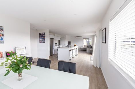 Photo of property in 10 Merino Street, Marshland, Christchurch, 8083