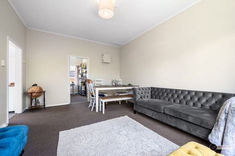 Photo of property in 6 Randwick Crescent, Moera, Lower Hutt, 5010