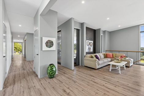 Photo of property in 13 Redmund Spur Road, Kennedys Bush, Christchurch, 8025