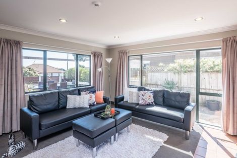 Photo of property in 18 Kotuku Drive, Paraparaumu Beach, Paraparaumu, 5032