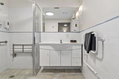 Photo of property in Anchorage Apartments, 101/36 Victoria Road, Mount Maunganui, 3116