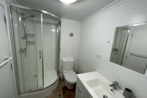 Photo of property in 23a Awanui Street, Merrilands, New Plymouth, 4312