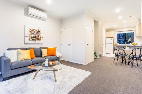 Photo of property in 5/89 Hobsonville Point Road, Hobsonville, Auckland, 0616