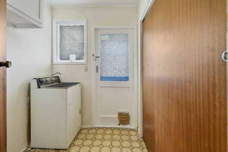 Photo of property in 9 Meads Place, Bulls, 4818