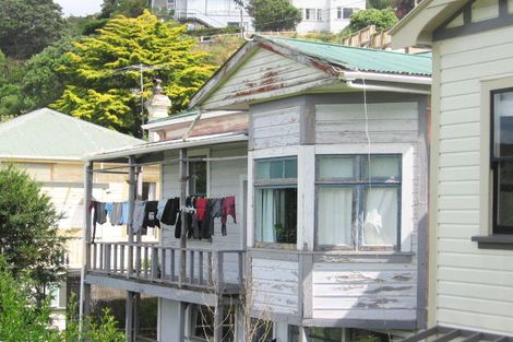 Photo of property in 23 Mortimer Terrace, Aro Valley, Wellington, 6021