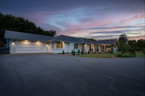 Photo of property in 65 Dalmore Way, Acacia Bay, Taupo, 3385