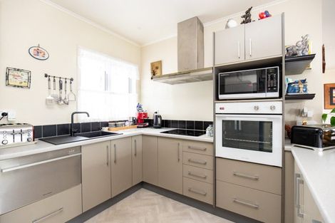 Photo of property in 16 Benner Drive, Ngatea, 3503