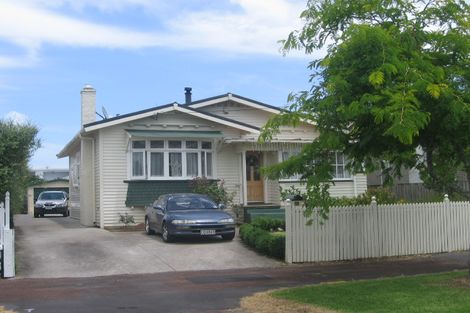 Photo of property in 25 Nolan Road, Greenlane, Auckland, 1051